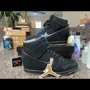 Nike Dunk Sky-Hi Essential Women's